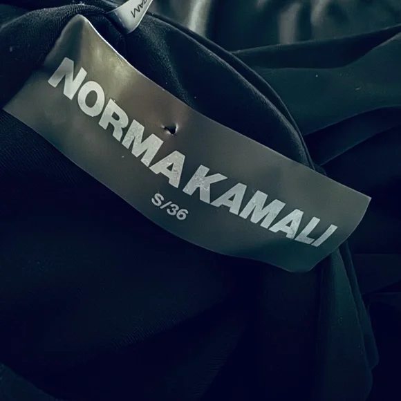 Norma Kamali Turtleneck Top - Picture 6 of 7